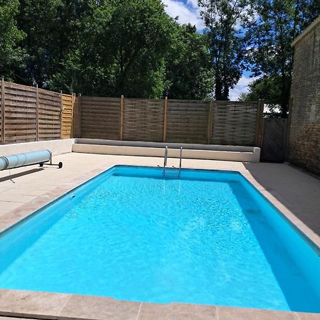 La Laujere Ivie - Gite & Piscine Privative Saint-Hilaire-du-Bois  Екстер'єр фото